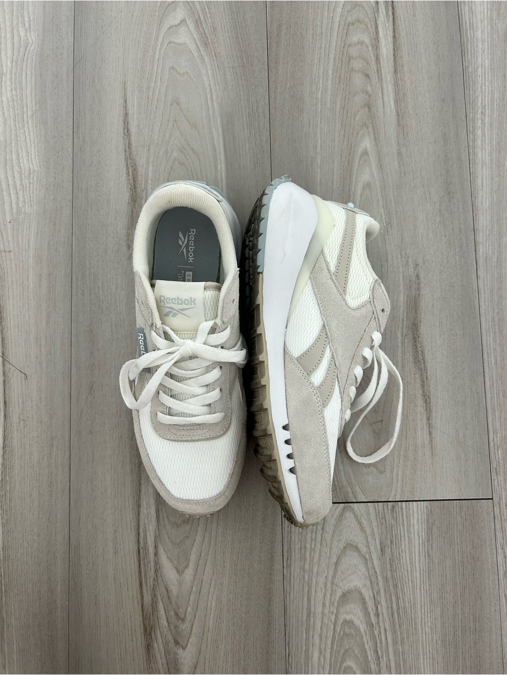 Reebok White & Blue Retro Sneakers